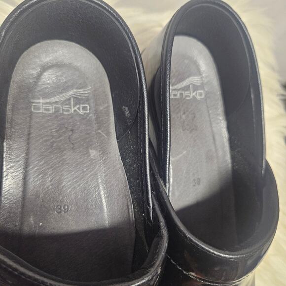 Dansko Black Patent Leather Professional Clogs - Picture 7 of 10